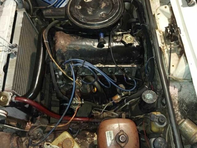 Білий ВАЗ 2106, об'ємом двигуна 1.3 л та пробігом 336 тис. км за 1200 $, фото 5 на Automoto.ua