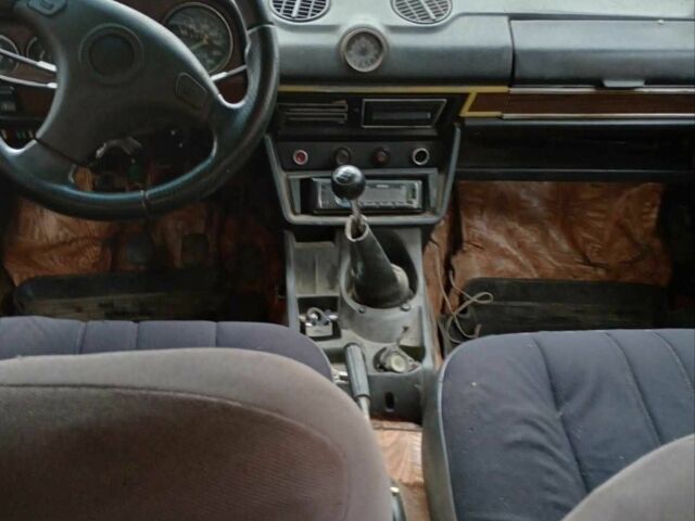 Белый ВАЗ 2106, объемом двигателя 1.3 л и пробегом 1000 тыс. км за 518 $, фото 5 на Automoto.ua