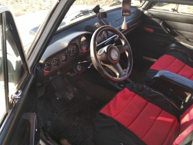 Білий ВАЗ 2106, об'ємом двигуна 1.3 л та пробігом 89 тис. км за 710 $, фото 5 на Automoto.ua