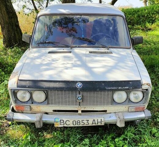 Белый ВАЗ 2106, объемом двигателя 1.3 л и пробегом 548 тыс. км за 10000 $, фото 2 на Automoto.ua