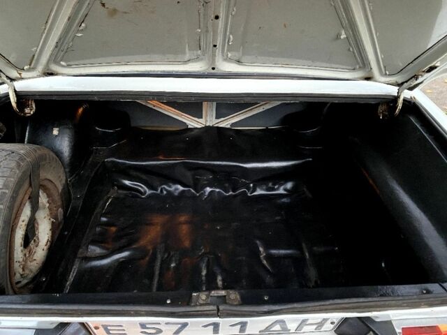 Белый ВАЗ 2106, объемом двигателя 1.3 л и пробегом 102 тыс. км за 680 $, фото 13 на Automoto.ua