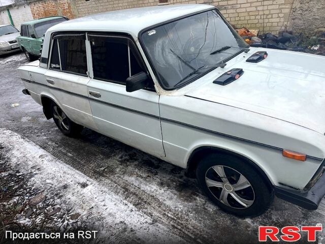 Белый ВАЗ 2106, объемом двигателя 1.5 л и пробегом 100 тыс. км за 500 $, фото 2 на Automoto.ua