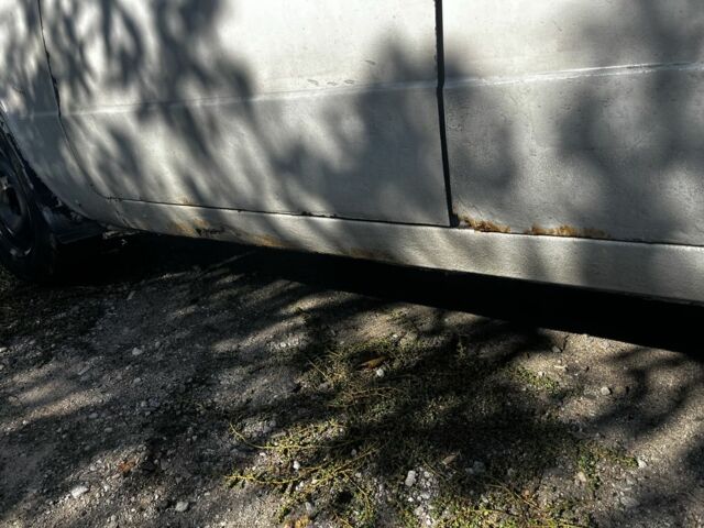 Белый ВАЗ 2106, объемом двигателя 1.6 л и пробегом 666 тыс. км за 286 $, фото 2 на Automoto.ua