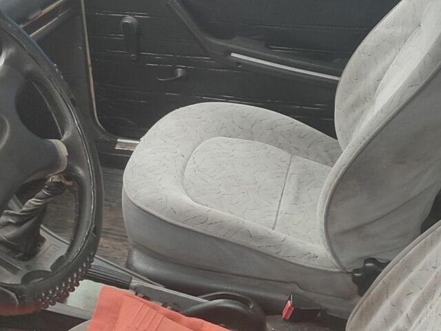 Белый ВАЗ 2106, объемом двигателя 0 л и пробегом 78 тыс. км за 544 $, фото 3 на Automoto.ua