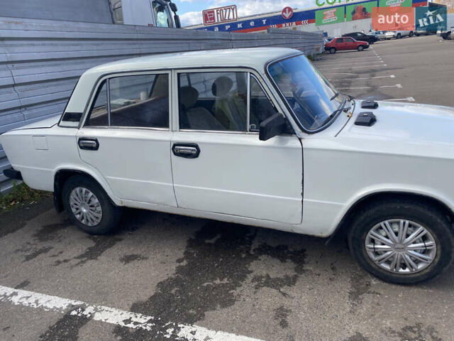 Белый ВАЗ 2106, объемом двигателя 1.57 л и пробегом 230 тыс. км за 800 $, фото 3 на Automoto.ua