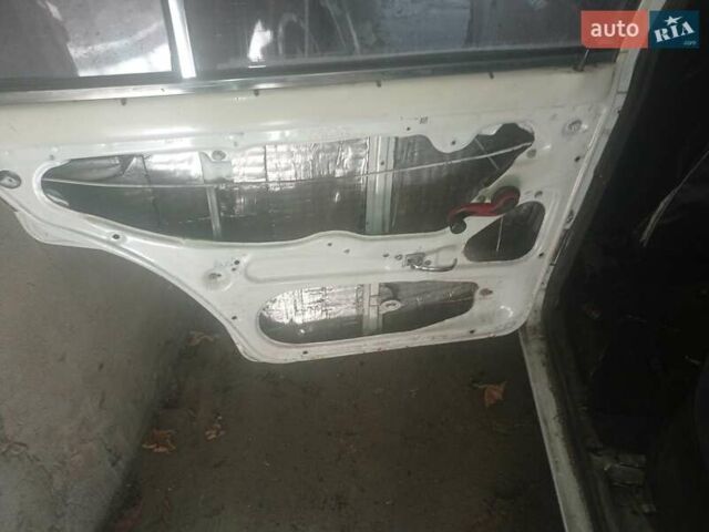 Белый ВАЗ 2106, объемом двигателя 1.45 л и пробегом 530 тыс. км за 1500 $, фото 23 на Automoto.ua