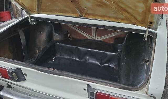 Білий ВАЗ 2106, об'ємом двигуна 1.3 л та пробігом 85 тис. км за 1100 $, фото 2 на Automoto.ua