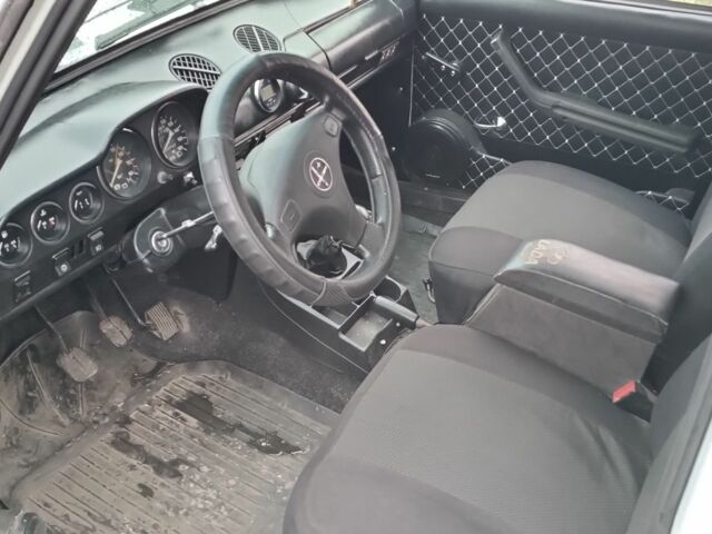 Белый ВАЗ 2106, объемом двигателя 1.3 л и пробегом 90 тыс. км за 713 $, фото 4 на Automoto.ua