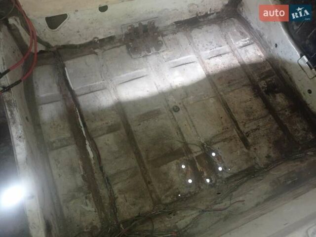 Белый ВАЗ 2106, объемом двигателя 1.45 л и пробегом 530 тыс. км за 1500 $, фото 19 на Automoto.ua