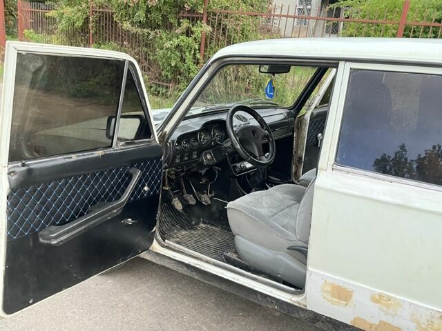 Белый ВАЗ 2106, объемом двигателя 0 л и пробегом 276 тыс. км за 313 $, фото 4 на Automoto.ua
