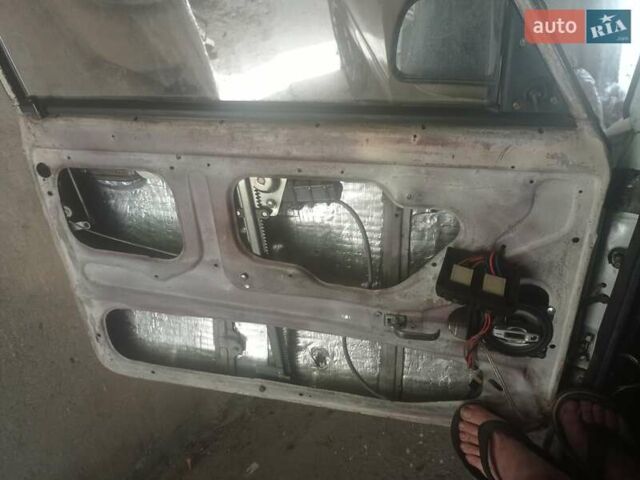 Белый ВАЗ 2106, объемом двигателя 1.45 л и пробегом 530 тыс. км за 1500 $, фото 33 на Automoto.ua