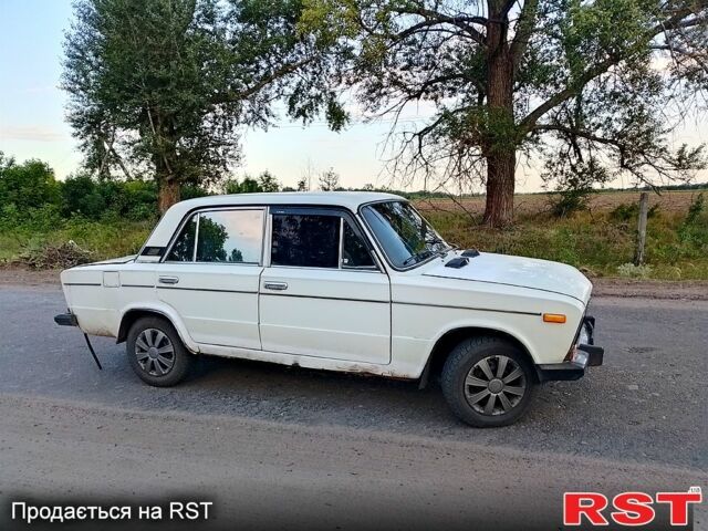 Белый ВАЗ 2106, объемом двигателя 1.3 л и пробегом 726 тыс. км за 400 $, фото 2 на Automoto.ua