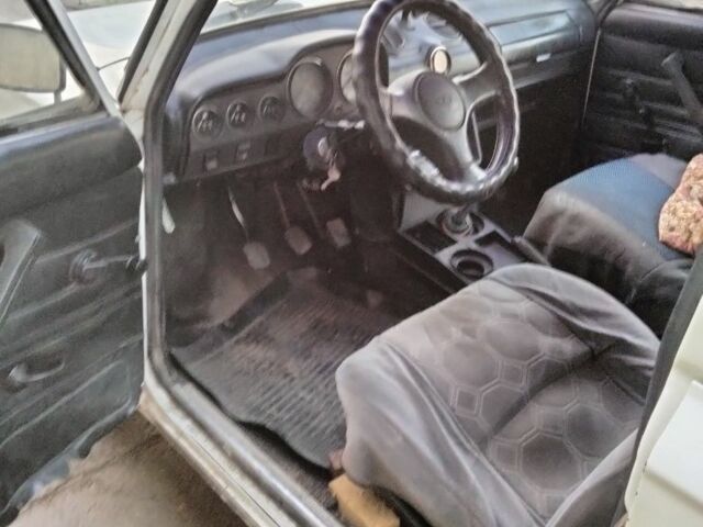 Білий ВАЗ 2106, об'ємом двигуна 1 л та пробігом 2 тис. км за 700 $, фото 2 на Automoto.ua