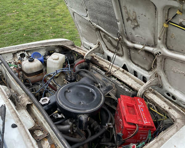 Белый ВАЗ 2106, объемом двигателя 1.5 л и пробегом 150 тыс. км за 570 $, фото 8 на Automoto.ua