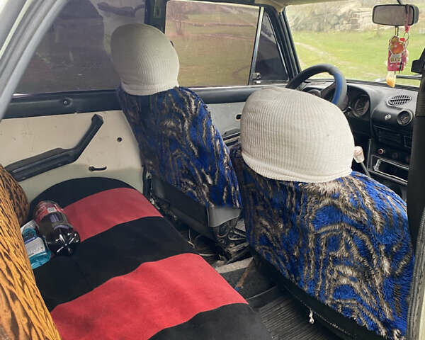 Белый ВАЗ 2106, объемом двигателя 1.5 л и пробегом 150 тыс. км за 570 $, фото 6 на Automoto.ua