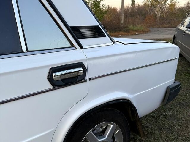ВАЗ 2106 1996 в Золочеве на Automoto.ua Белый ВАЗ 2106, объемом двигателя 1.5 л и пробегом 66 тыс. км за 699 $, фото 5 на Automoto.ua
