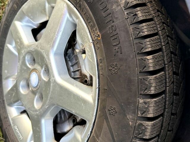 ВАЗ 2106 1996 в Золочеве на Automoto.ua Белый ВАЗ 2106, объемом двигателя 1.5 л и пробегом 66 тыс. км за 699 $, фото 7 на Automoto.ua