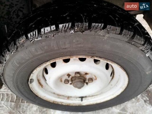 Белый ВАЗ 2106, объемом двигателя 1.45 л и пробегом 53 тыс. км за 999 $, фото 13 на Automoto.ua