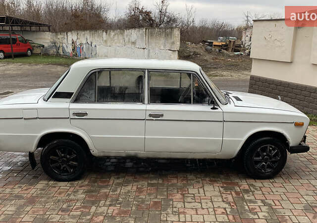 Белый ВАЗ 2106, объемом двигателя 1.45 л и пробегом 90 тыс. км за 700 $, фото 4 на Automoto.ua