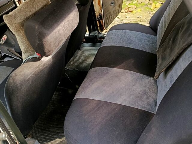 Белый ВАЗ 2106, объемом двигателя 1.5 л и пробегом 0 тыс. км за 2000 $, фото 10 на Automoto.ua