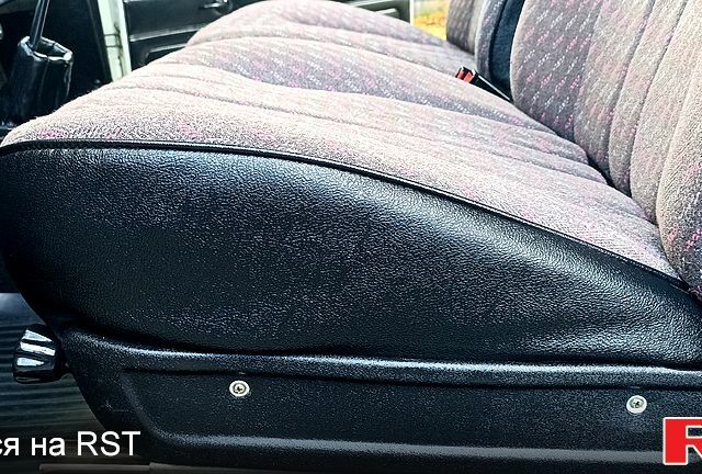 Білий ВАЗ 2106, об'ємом двигуна 1.5 л та пробігом 36 тис. км за 3700 $, фото 6 на Automoto.ua