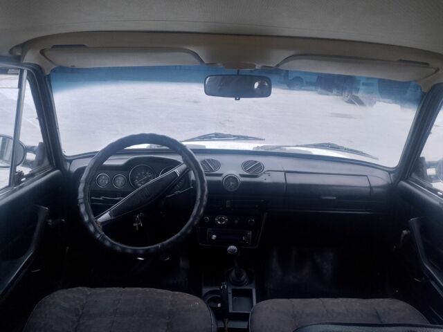 Белый ВАЗ 2106, объемом двигателя 1.5 л и пробегом 180 тыс. км за 592 $, фото 5 на Automoto.ua