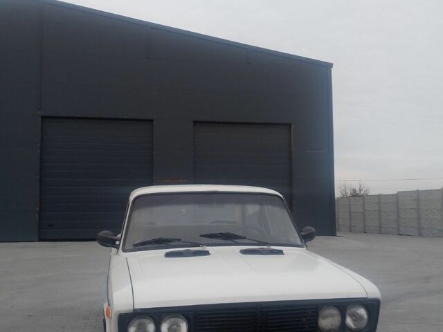 Белый ВАЗ 2106, объемом двигателя 1.5 л и пробегом 180 тыс. км за 592 $, фото 2 на Automoto.ua