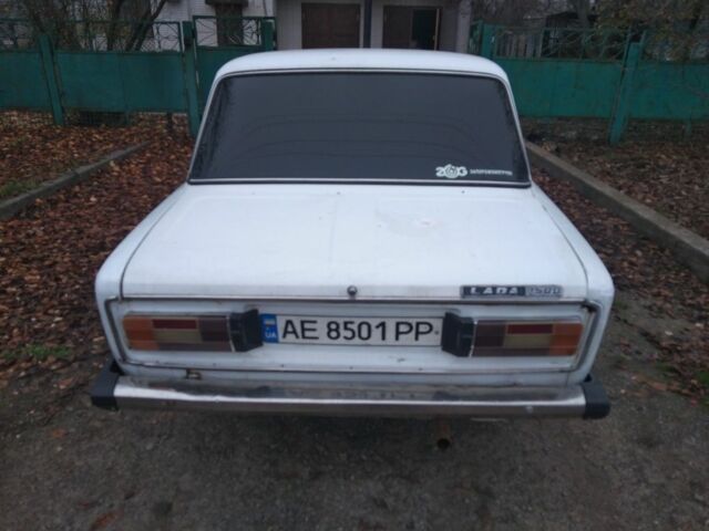 Белый ВАЗ 2106, объемом двигателя 1.5 л и пробегом 500 тыс. км за 595 $, фото 4 на Automoto.ua