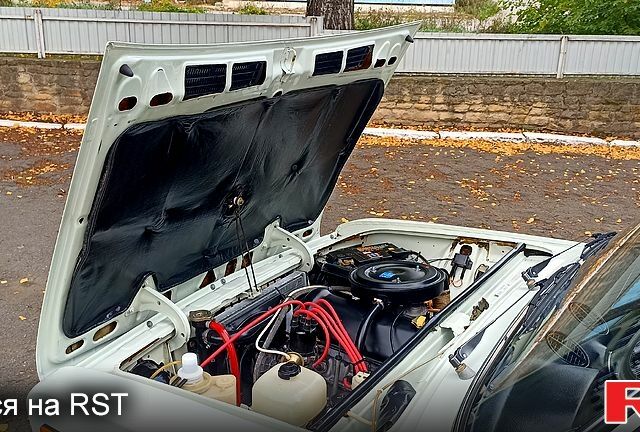 Білий ВАЗ 2106, об'ємом двигуна 1.5 л та пробігом 36 тис. км за 3700 $, фото 12 на Automoto.ua