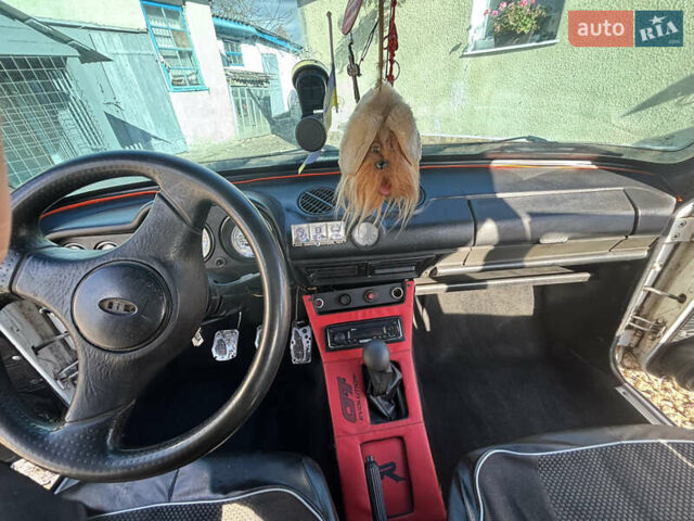 ВАЗ 2106 1999 в Лановцах на Automoto.ua Белый ВАЗ 2106, объемом двигателя 1.3 л и пробегом 48 тыс. км за 1000 $, фото 13 на Automoto.ua