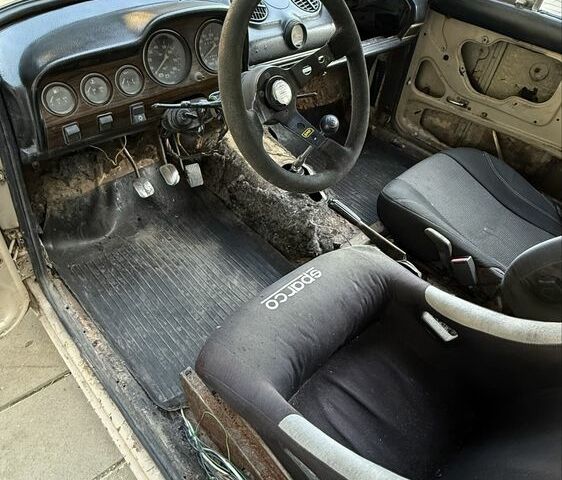 Белый ВАЗ 2106, объемом двигателя 1.5 л и пробегом 7 тыс. км за 750 $, фото 3 на Automoto.ua