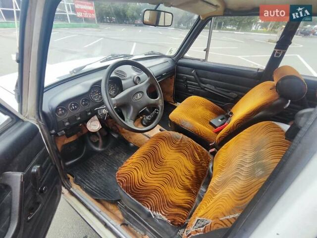 Белый ВАЗ 2106, объемом двигателя 1.45 л и пробегом 50 тыс. км за 1500 $, фото 3 на Automoto.ua