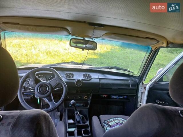 Белый ВАЗ 2106, объемом двигателя 1.3 л и пробегом 900 тыс. км за 1000 $, фото 1 на Automoto.ua