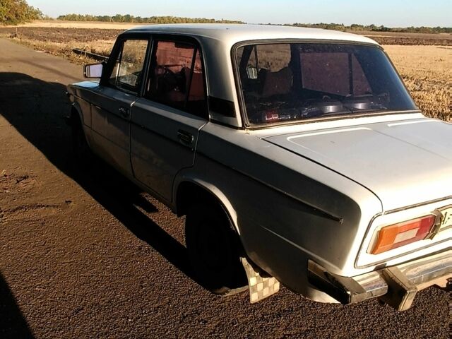 Белый ВАЗ 2106, объемом двигателя 1.6 л и пробегом 100 тыс. км за 1200 $, фото 3 на Automoto.ua