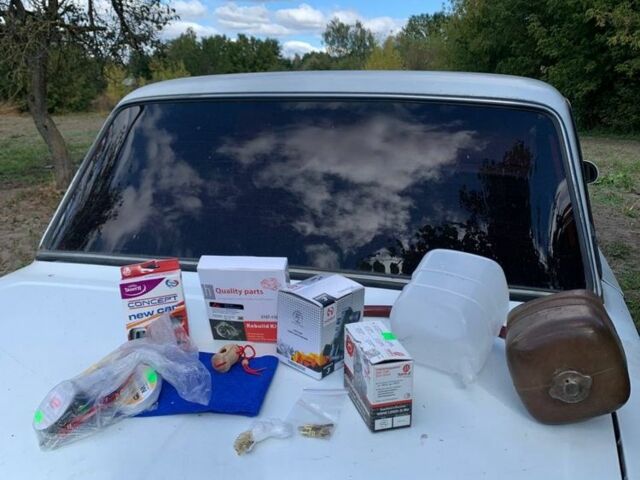 Белый ВАЗ 2106, объемом двигателя 1.6 л и пробегом 250 тыс. км за 532 $, фото 7 на Automoto.ua