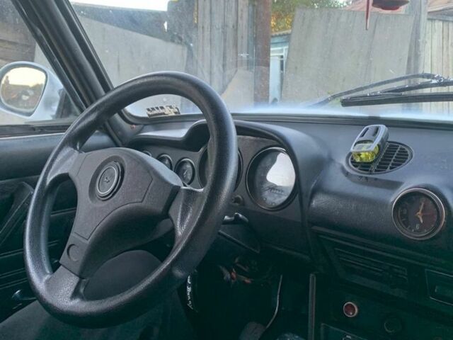 Белый ВАЗ 2106, объемом двигателя 1.6 л и пробегом 250 тыс. км за 532 $, фото 8 на Automoto.ua