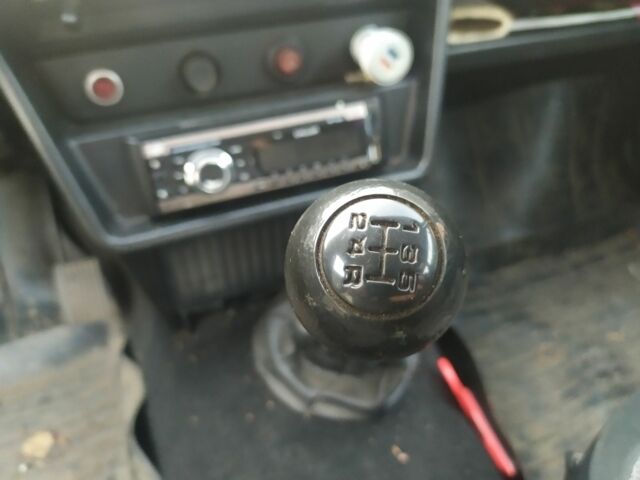 Белый ВАЗ 2106, объемом двигателя 1.6 л и пробегом 100 тыс. км за 1300 $, фото 4 на Automoto.ua