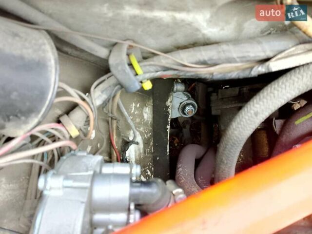 Білий ВАЗ 2106, об'ємом двигуна 1.45 л та пробігом 120 тис. км за 1150 $, фото 19 на Automoto.ua