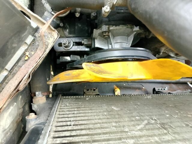 Білий ВАЗ 2106, об'ємом двигуна 1.5 л та пробігом 120 тис. км за 1150 $, фото 9 на Automoto.ua