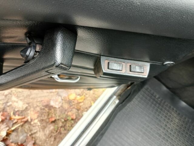 Білий ВАЗ 2106, об'ємом двигуна 1.5 л та пробігом 120 тис. км за 1150 $, фото 13 на Automoto.ua