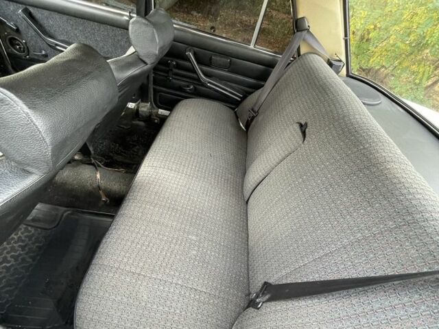 Белый ВАЗ 2106, объемом двигателя 1.5 л и пробегом 300 тыс. км за 1100 $, фото 13 на Automoto.ua