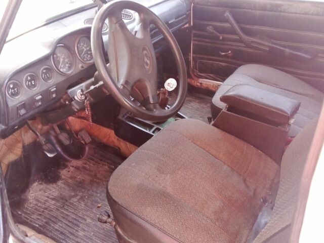 Белый ВАЗ 2106, объемом двигателя 1.5 л и пробегом 1000 тыс. км за 361 $, фото 3 на Automoto.ua