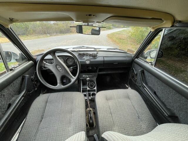 Белый ВАЗ 2106, объемом двигателя 1.5 л и пробегом 300 тыс. км за 1100 $, фото 15 на Automoto.ua