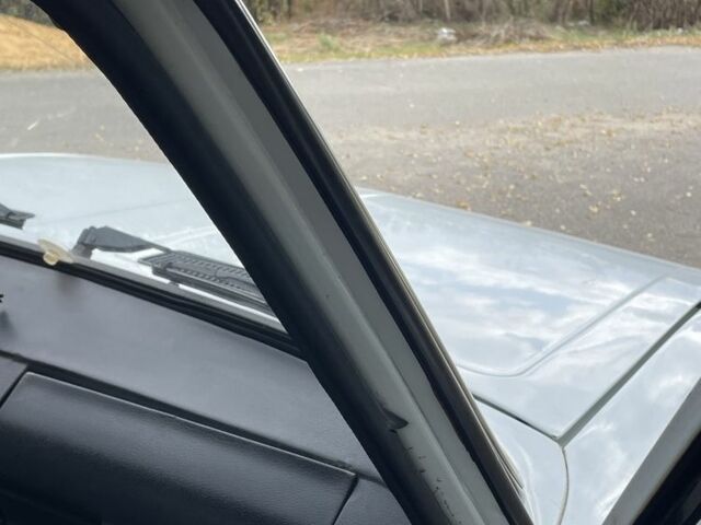 Белый ВАЗ 2106, объемом двигателя 1.5 л и пробегом 300 тыс. км за 1100 $, фото 5 на Automoto.ua