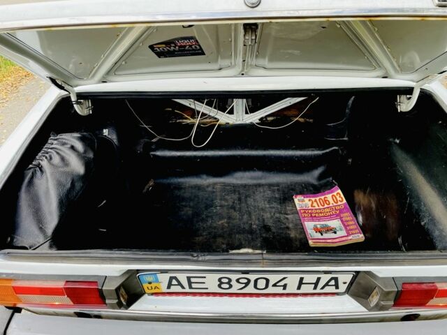 Белый ВАЗ 2106, объемом двигателя 1.5 л и пробегом 300 тыс. км за 1100 $, фото 8 на Automoto.ua