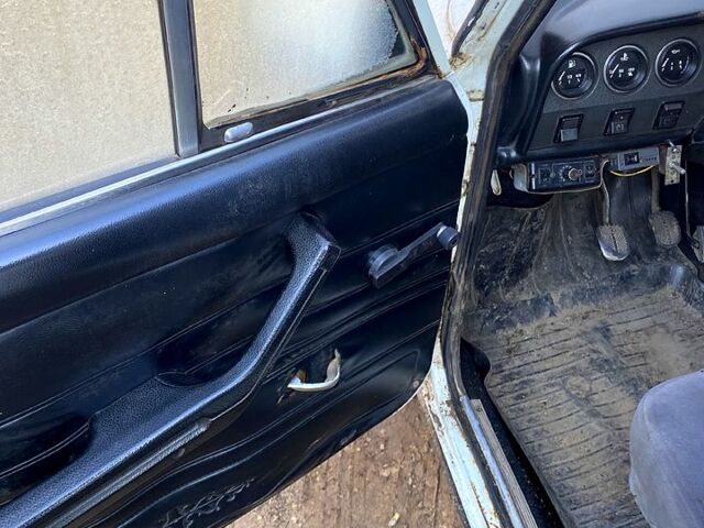 Білий ВАЗ 2106, об'ємом двигуна 1.3 л та пробігом 0 тис. км за 800 $, фото 6 на Automoto.ua