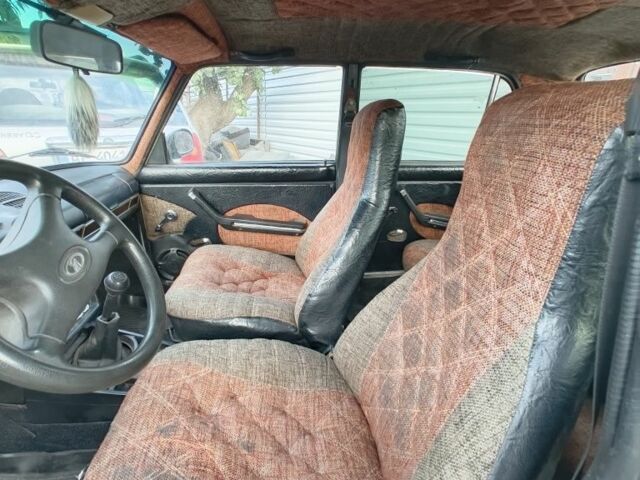 Белый ВАЗ 2106, объемом двигателя 0 л и пробегом 228 тыс. км за 450 $, фото 4 на Automoto.ua