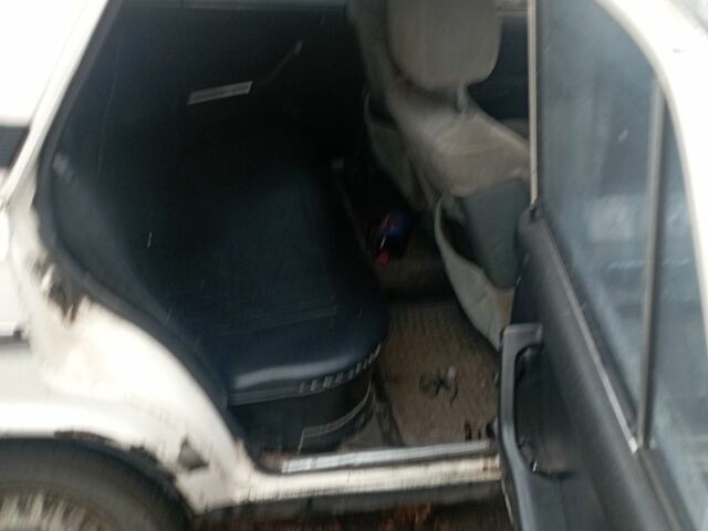 Білий ВАЗ 2106, об'ємом двигуна 3 л та пробігом 1 тис. км за 452 $, фото 5 на Automoto.ua