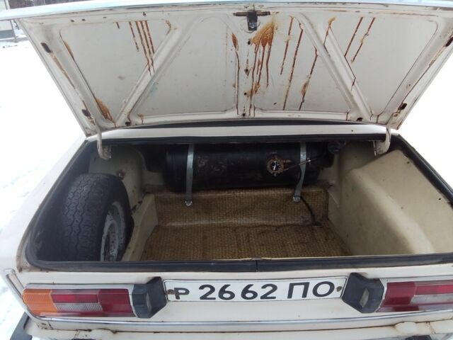 Білий ВАЗ 2106, об'ємом двигуна 1.3 л та пробігом 110 тис. км за 909 $, фото 8 на Automoto.ua