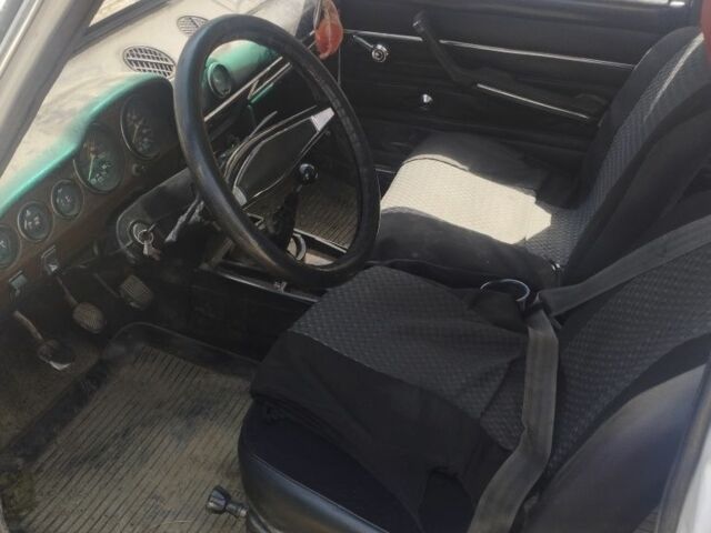 Білий ВАЗ 2106, об'ємом двигуна 0 л та пробігом 2 тис. км за 350 $, фото 4 на Automoto.ua